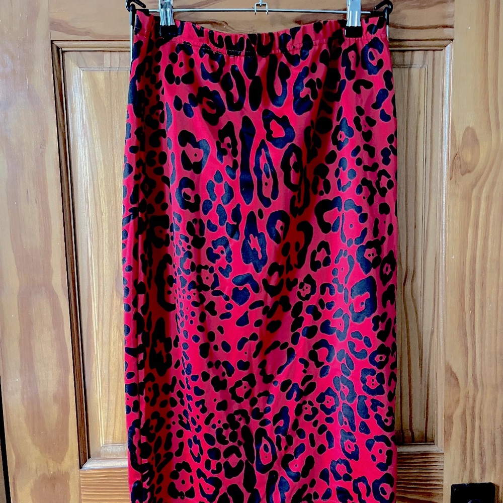 RED LEOPARD PRINT SKIRT
